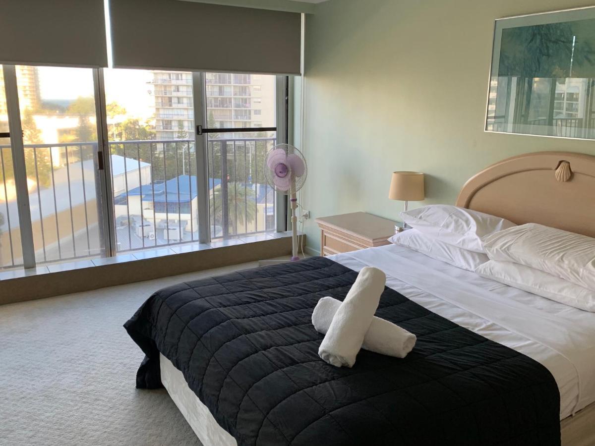Condor Apartments By Gold Coast Premium Bagian luar foto